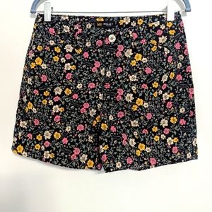 Floral Lee Mid Rise Shorts